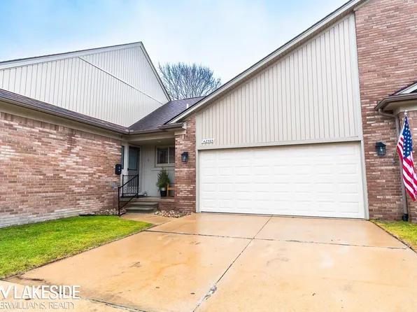 42565 Leonardos Way, Clinton Township, MI 48038