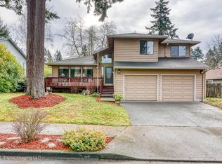 10294 SW Siletz Dr, Tualatin, OR 97062
