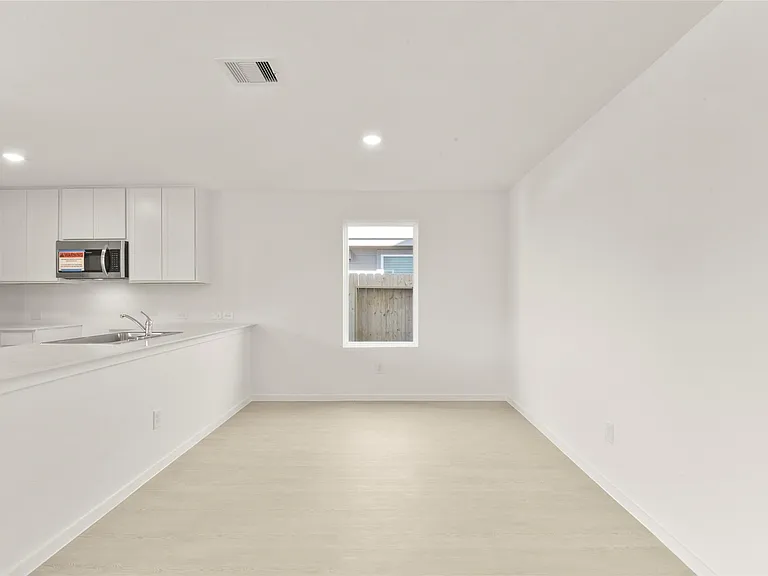 12403 Mountain Daisy Rd — Photo 11