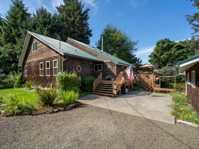 5520 6th St NW, Tillamook, OR, 97141