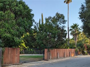 10464 Andora Ave, Chatsworth, CA 91311