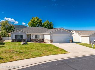 256 Cliff View Cir, Parachute, CO 81635