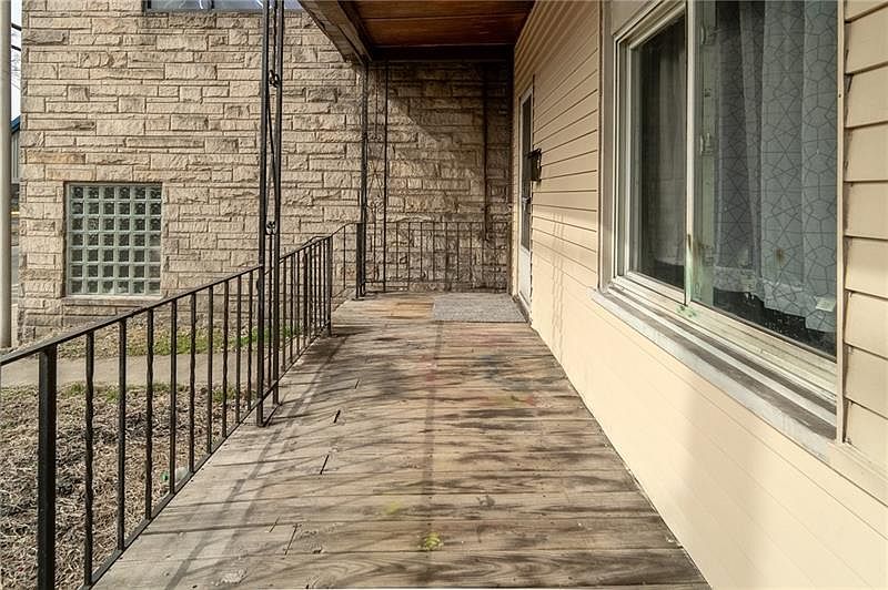 521 Bessemer Ave, East Pittsburgh, PA 15112 Zillow