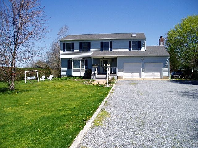 1st image of 2220 Depot Ln