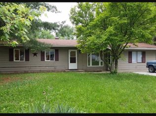 6832 N Sprucewood St, Terre Haute, IN 47805