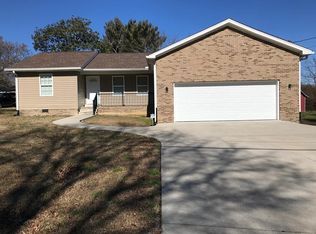 712 Jackson Ave, Dalton, GA 30720