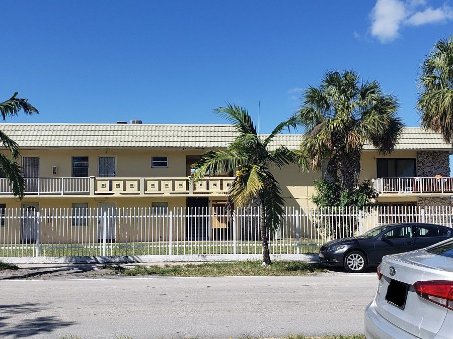 1st image of 505 NW 177th St APT 203
