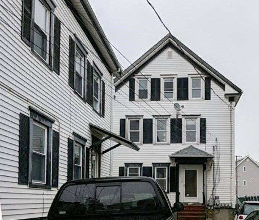1st image of 124 Bonney St
