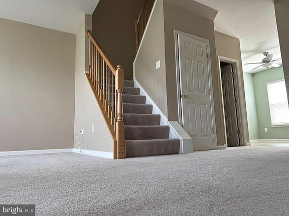 4th image of 1310 Saunders Dr