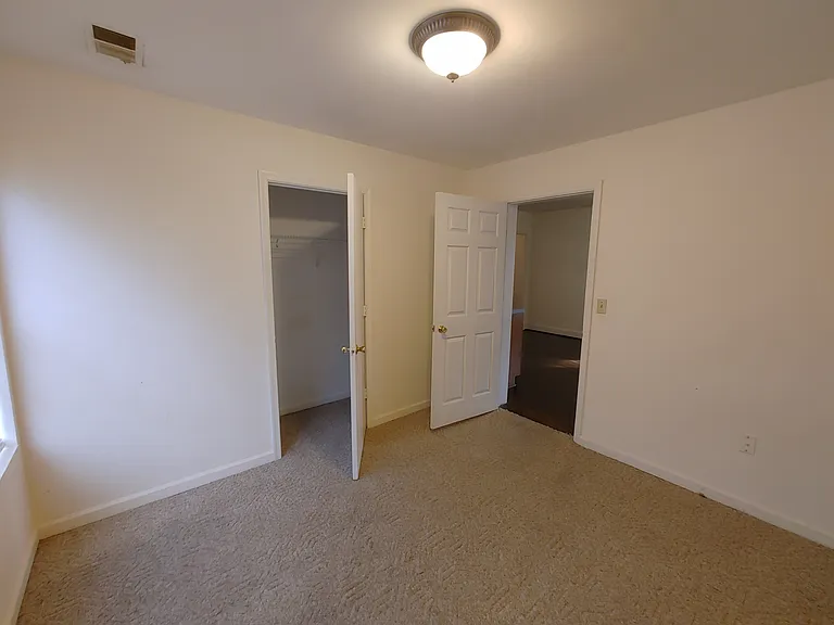 813 Apperson Dr — Photo 6