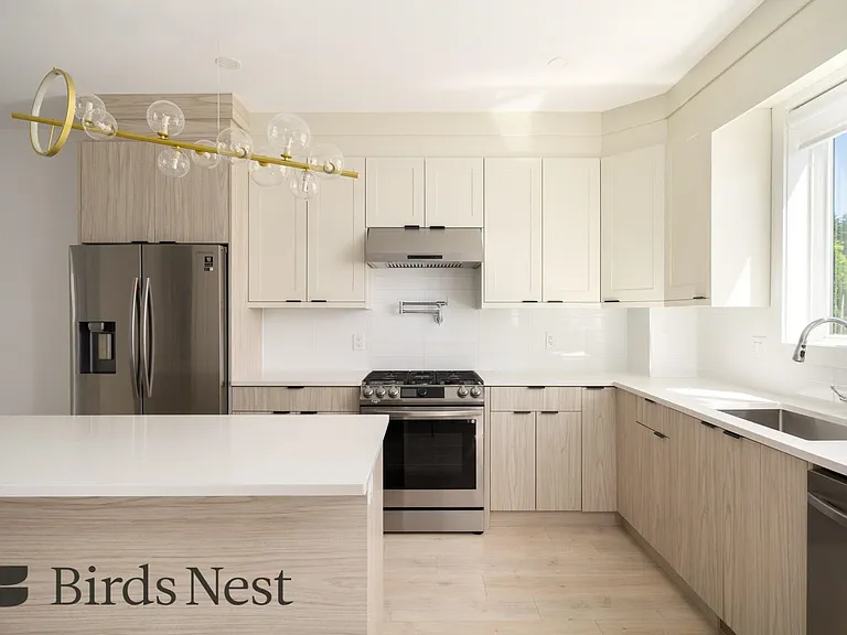 15950 Alder Pl #2 — Photo 1
