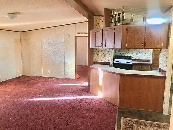 4th image of 303 Bentwood Dr