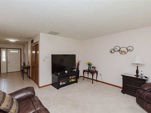 4th image of 4139 Abbeygate Dr