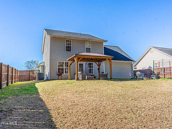 4th image of 1101 Screech Owl Drive
