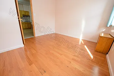 Rented by Nolita Group