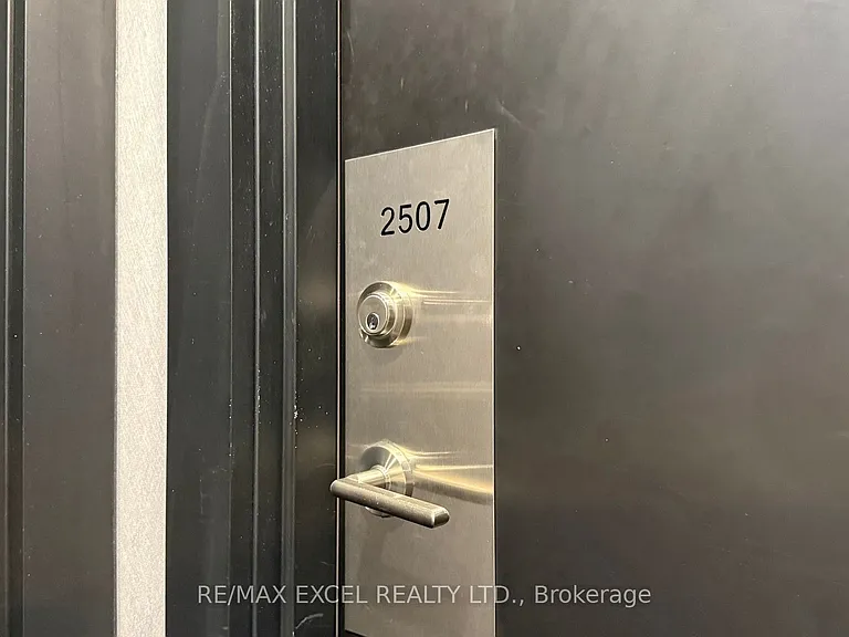 87 Peter St #2507 — Photo 17