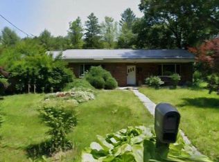 2639 Panther Valley Rd, Pottsville, PA 17901