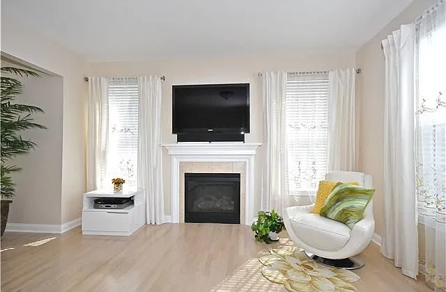 Bullfinch Way 4041 - 1 — Photo 3