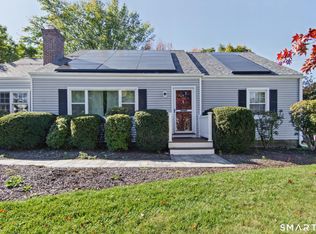 54 Randall Dr, Trumbull, CT 06611