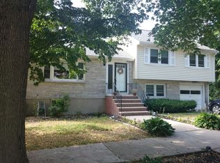 10 Deroma Rd, West Roxbury, MA 02132