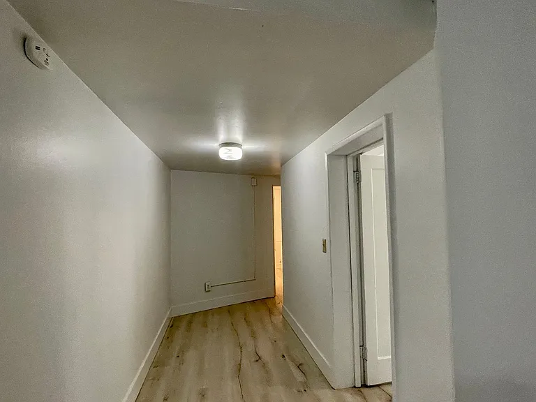 1014 N Garden St — Photo 64