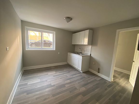 3rd image of 245 N Mason Ave #G