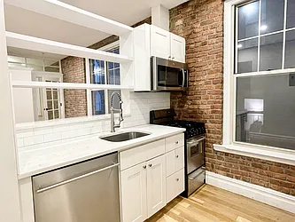 Rented by Living New York