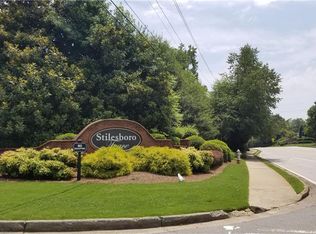 2193 Nine Oaks Dr NW, Kennesaw, GA 30152