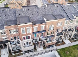 60 Parrotta Dr #267, Toronto, ON M9M 0E5