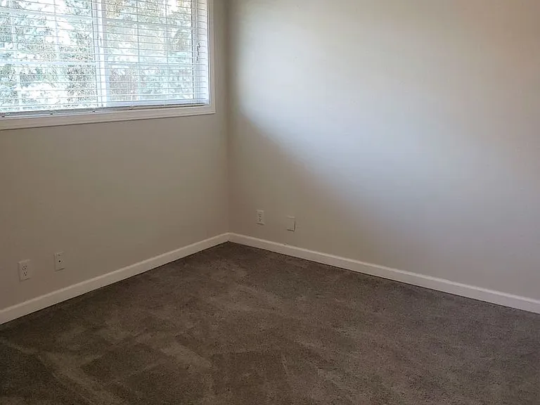 4581 Sean St — Photo 9