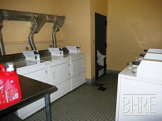 Rented by Brooklyn Heights Real Estate Inc | media 50