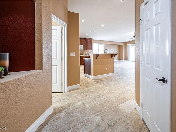 4th image of 10768 Porter Mountain Ct