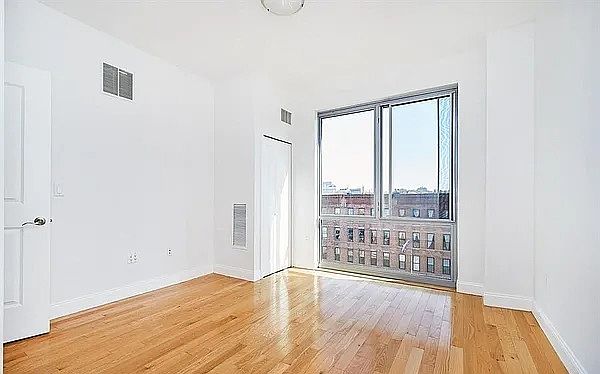 1st image of 110 4th Ave APT 8D