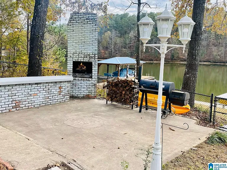 992 Clear Creek Dr — Photo 19