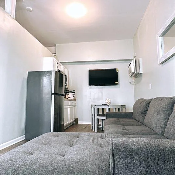 7150 Woodside St — Photo 28