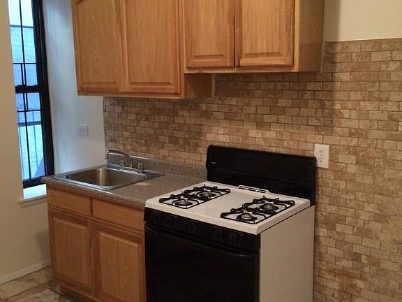 4th image of 1809 Amsterdam Ave APT 2B