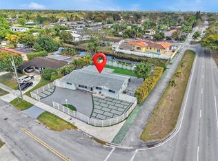 5521 SW 104th Ave, Miami, FL 33165