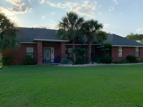 1831 Shady Creek Cir, Cantonment, FL 32533