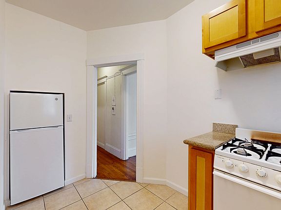 5th image of 720 Jones St APT 44