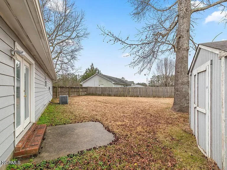 424 Singletree Dr — Photo 29