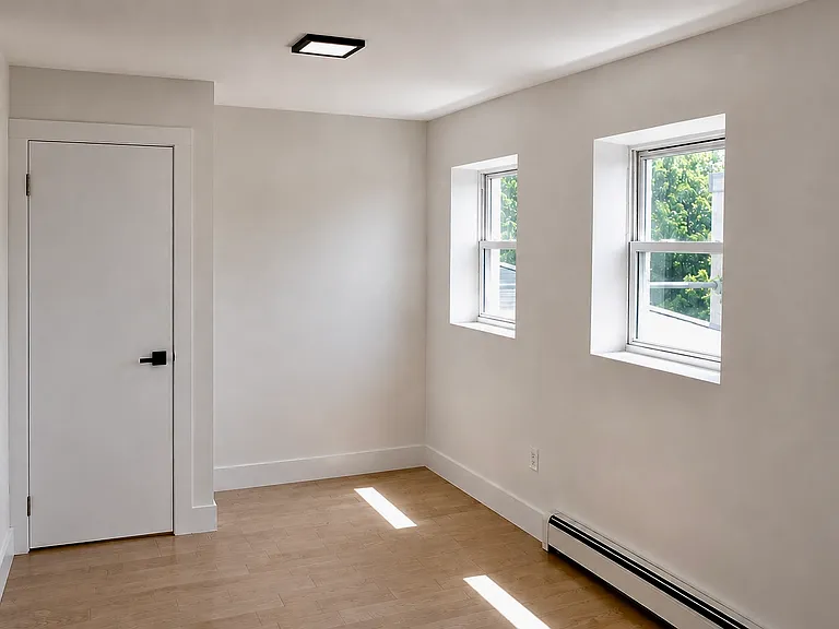 2 Meadow St #12 — Photo 7