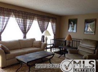 150 Cambridge Dr, Four Seasons, MO 65049
