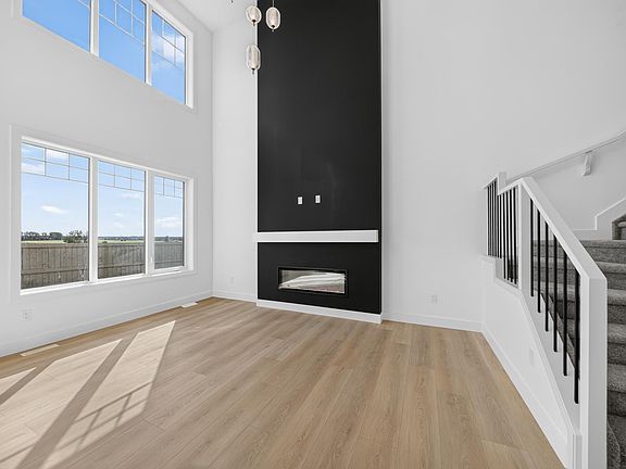 4th image of 3119 9th St NW