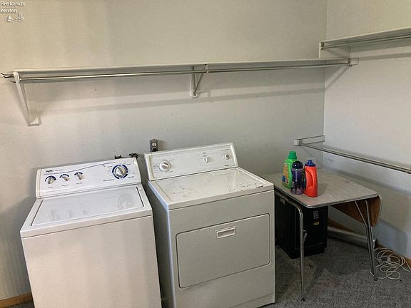 2nd image of 408 Abrahims Ave SW