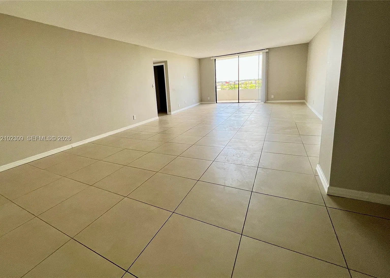 Olympus Condo Phase — Photo 2