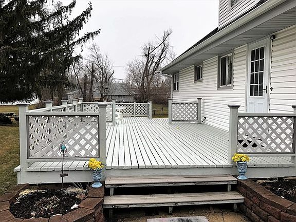 3rd image of 317 Woodland Dr