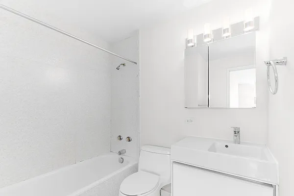 Rented by Compass | media 23