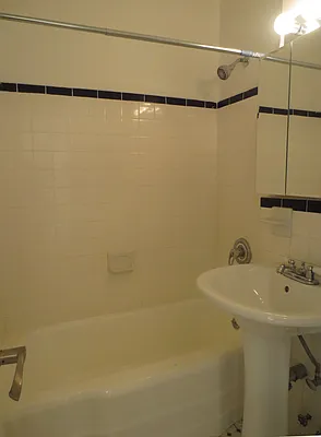 Rented by Waverly Realty Associates | media 8