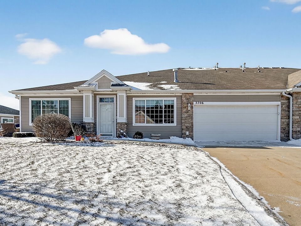1st image of 3706 NE Cottonwood Ln