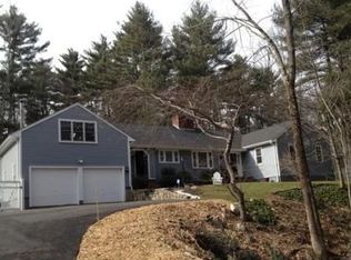 24 Hartford St, Medfield, MA 02052